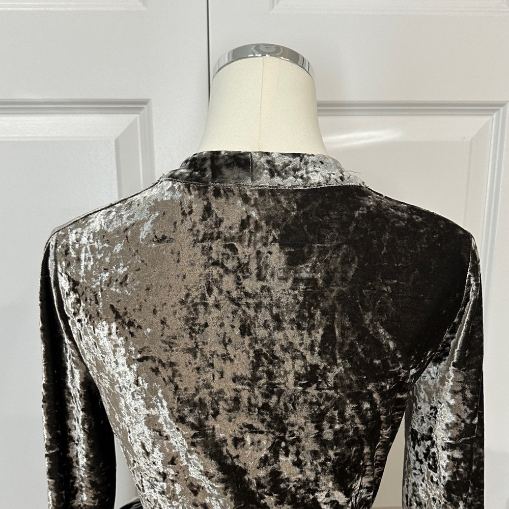 BCBGMaxAzria Metallic Gunmetal Crushed Velour New Year’s Wrap Maxi Dress Size S - Picture 8 of 13